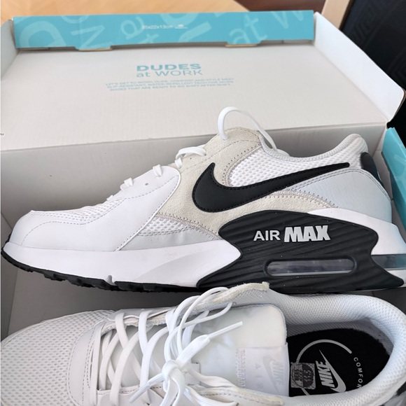 Nike Air Max Men's White and Gray Sneakers - Picture 1 of 4